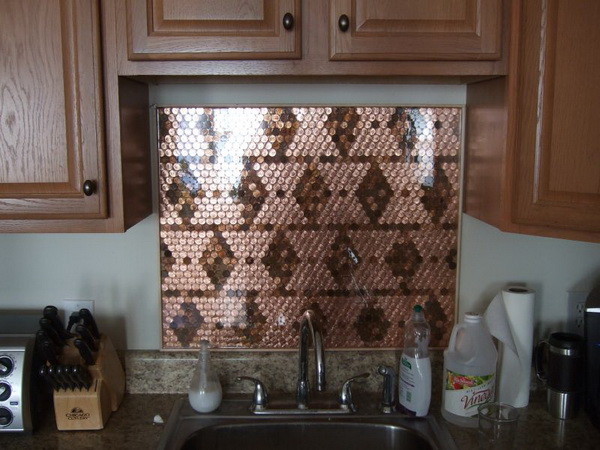 http://removeandreplace.com/wp-content/uploads/2013/03/kitchen-backsplash-made-with-pennies_1.jpg