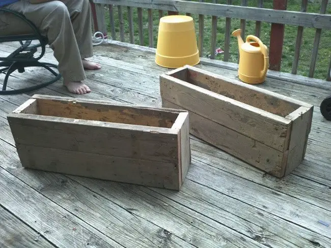 DIY Reclaimed Garden Planter Boxes - How To Step By Step 