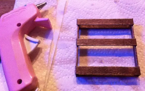 how to make a pallet coaster_09