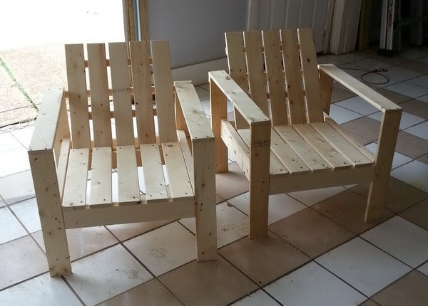 How T   o Build A Simple DIY Outdoor Patio Lounge Chair 