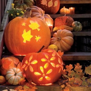 42 Fun Halloween & Fall Decorating Ideas - Wreaths, Pumpkins ...