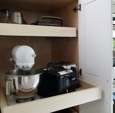 Appliance Storage Ideas For Smaller Kitchens_08