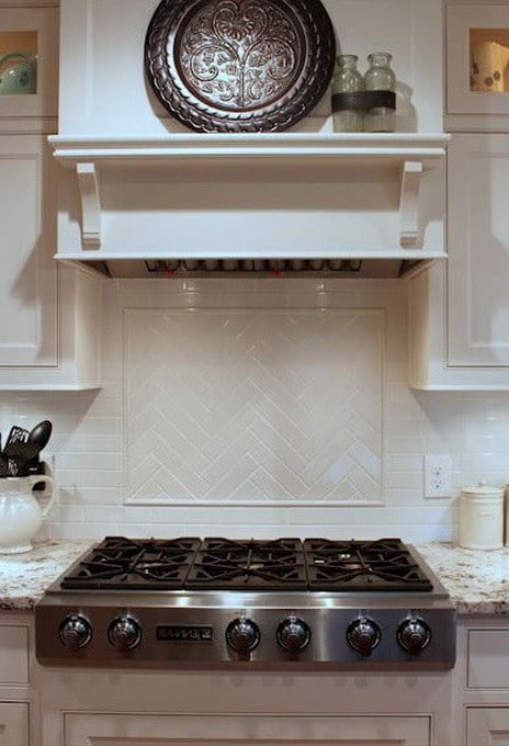 40 Kitchen Vent Range Hood Designs And Ideas | RemoveandReplace.com