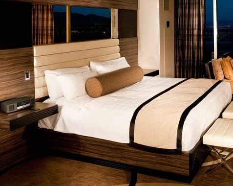 30 Hotel Style Bedroom Ideas_08
