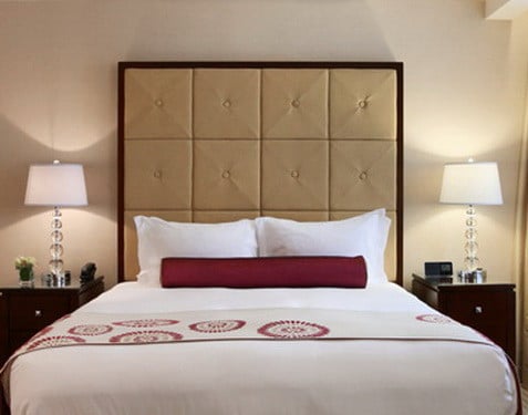 30 Hotel Style Bedroom Ideas_12