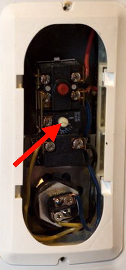 Temperature control on electric water heater