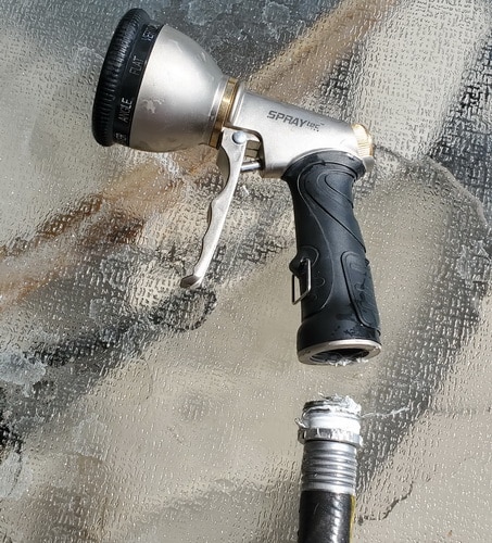 garden hose nozzle leaks