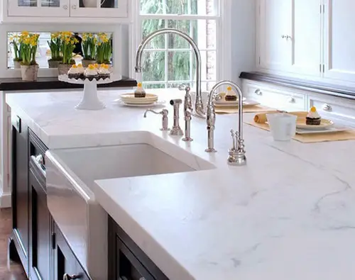 Large Kitchen Island In White Marble