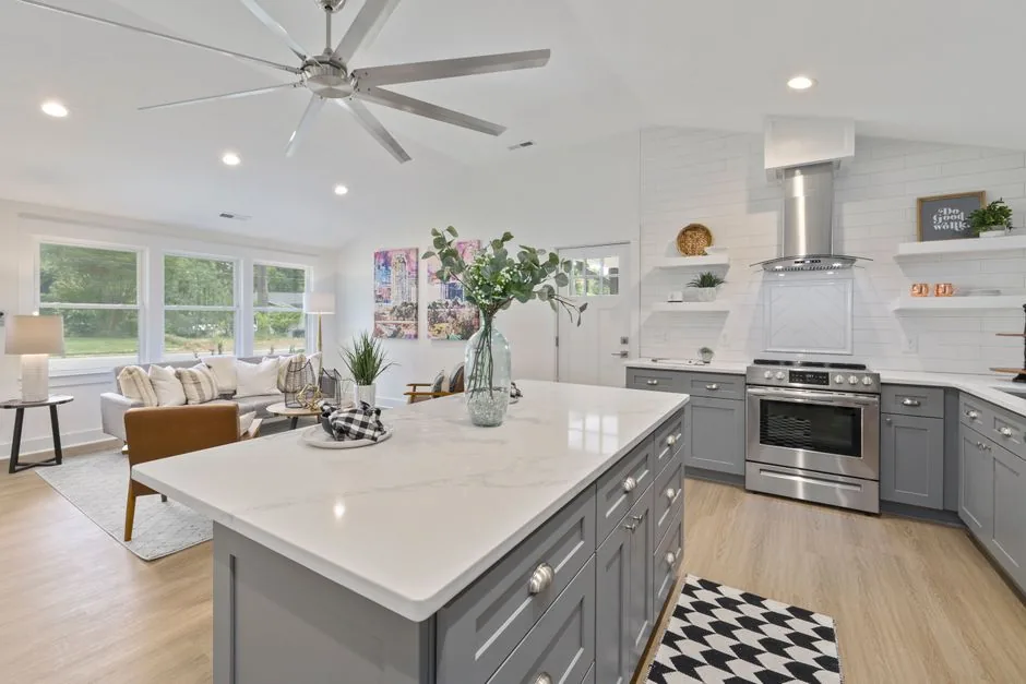 How To Use a Generic Remote with your Ceiling Fan? 4 Modern kitchen and living room representing the type of home where a ceiling fan receiver would be installed